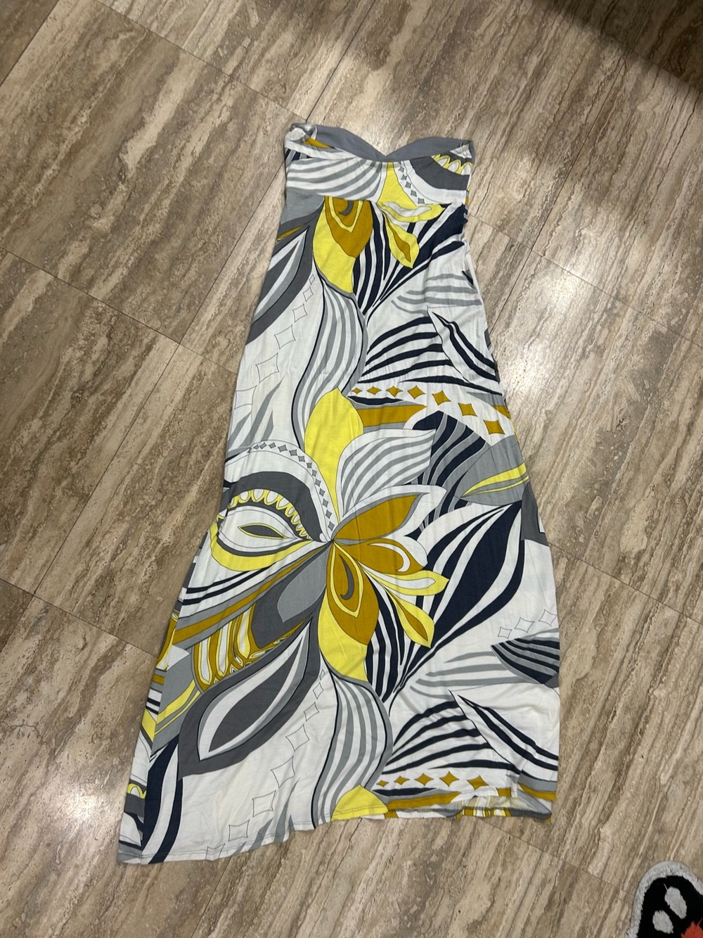 Vintage Strapless Floral-Print Maxi Dress in Yellow & White - Picture 7 of 7